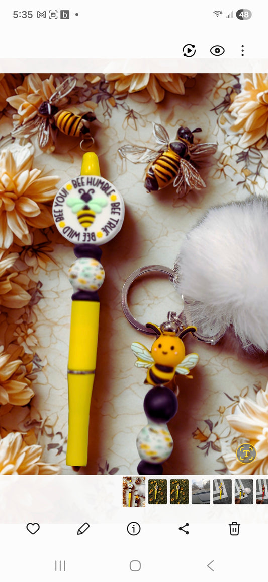 Bee Beaded Pen and Keychain Set